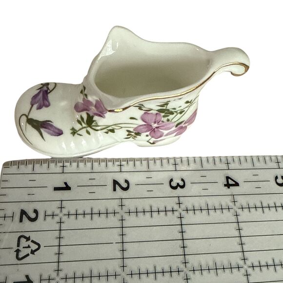 VTG Fine Bone China Boot Vase Le Tao Taiwan Purple Floral Gold Trim Miniature - Picture 3 of 7